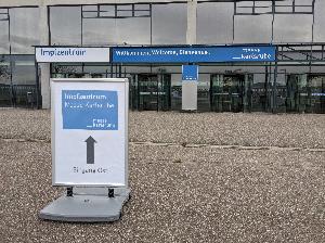 Erste Zeitfenster für Impfzentrum Messe Karlsruhe verfügbar